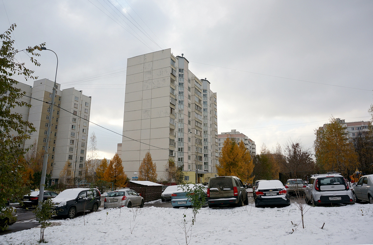 Москва, Улица Адмирала Лазарева, 52 корп. 1