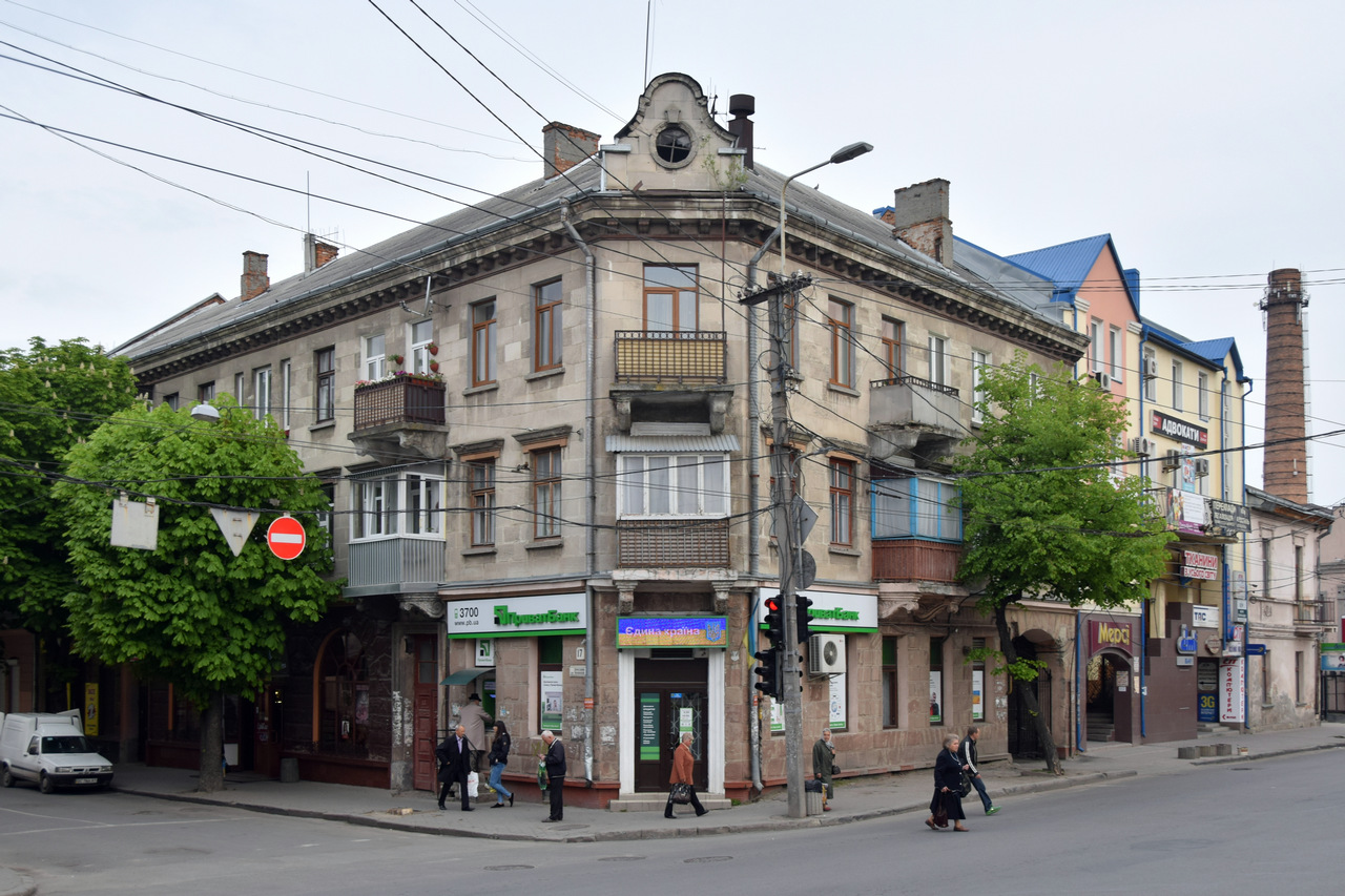 Тернополь, Улица Черновола, 17