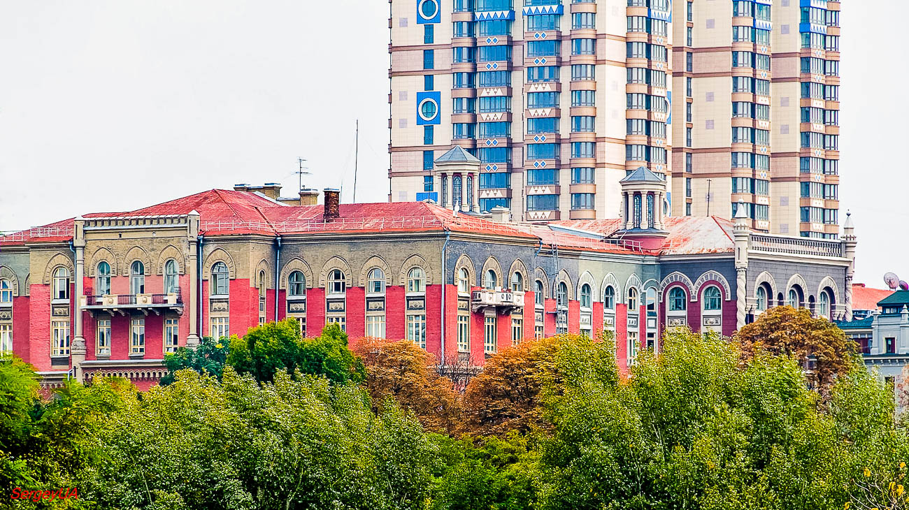 Киев, Институтская улица, 9А