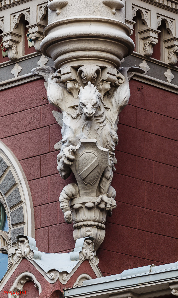 Киев, Институтская улица, 9А