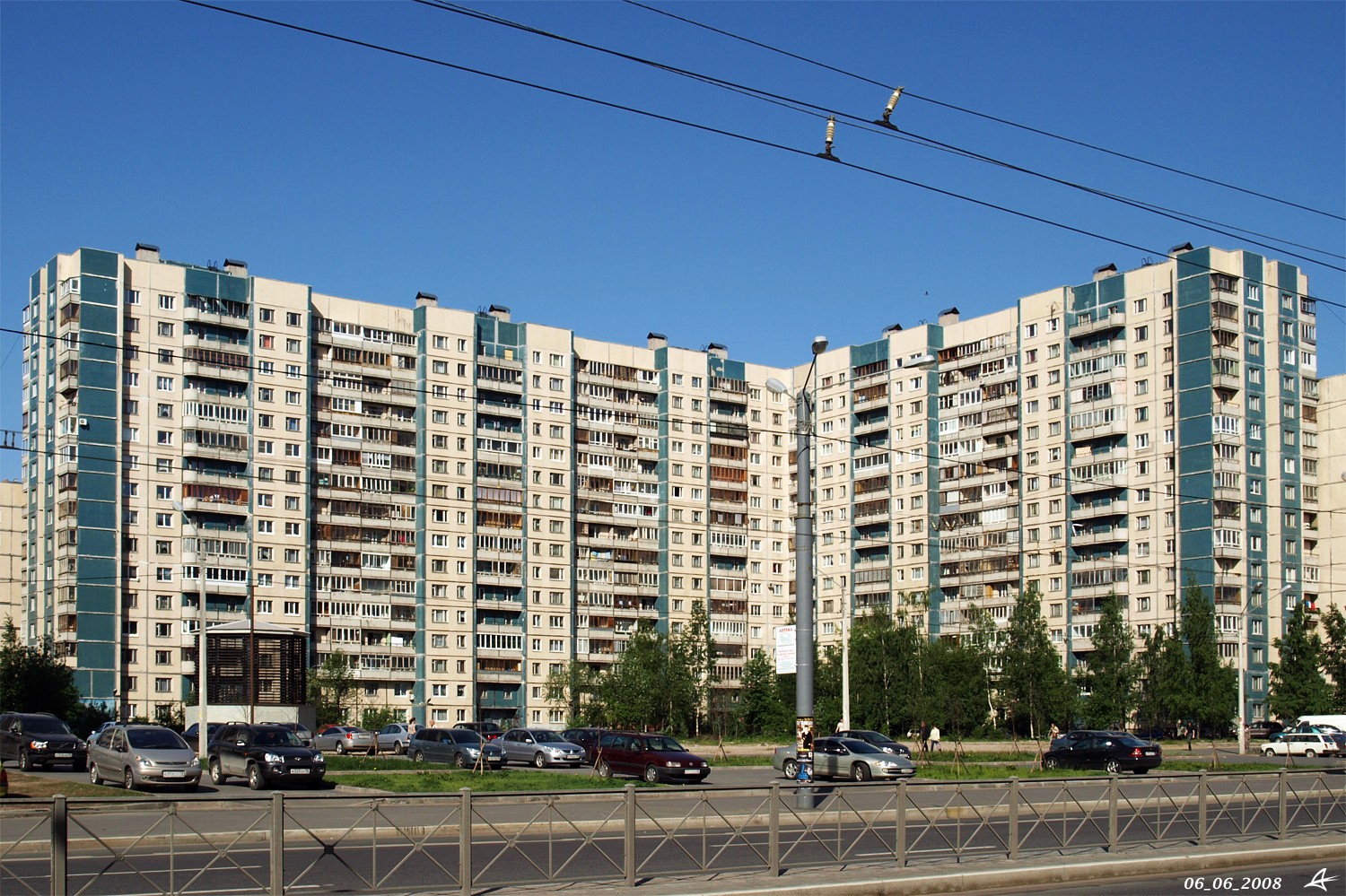 Санкт-Петербург, Комендантский проспект, 20 корп. 2; Комендантский проспект, 20 корп. 3