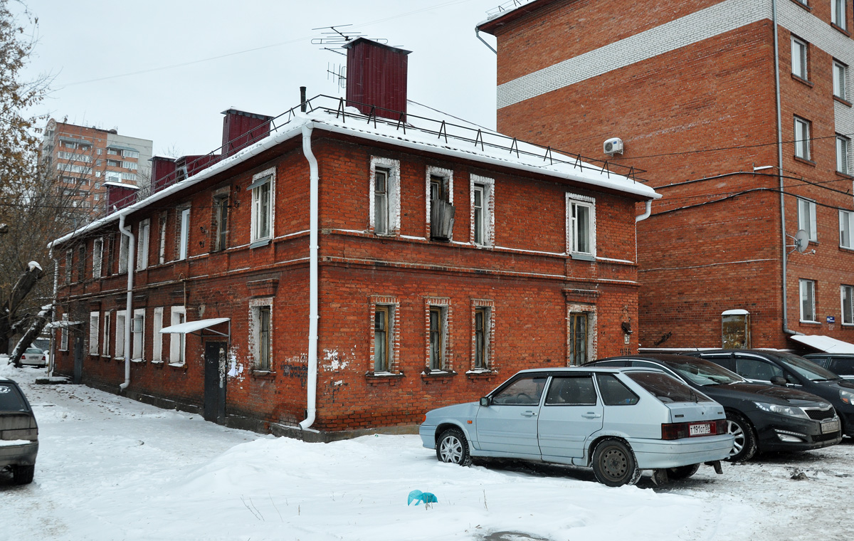 Омск, Улица 20 лет РККА, 236