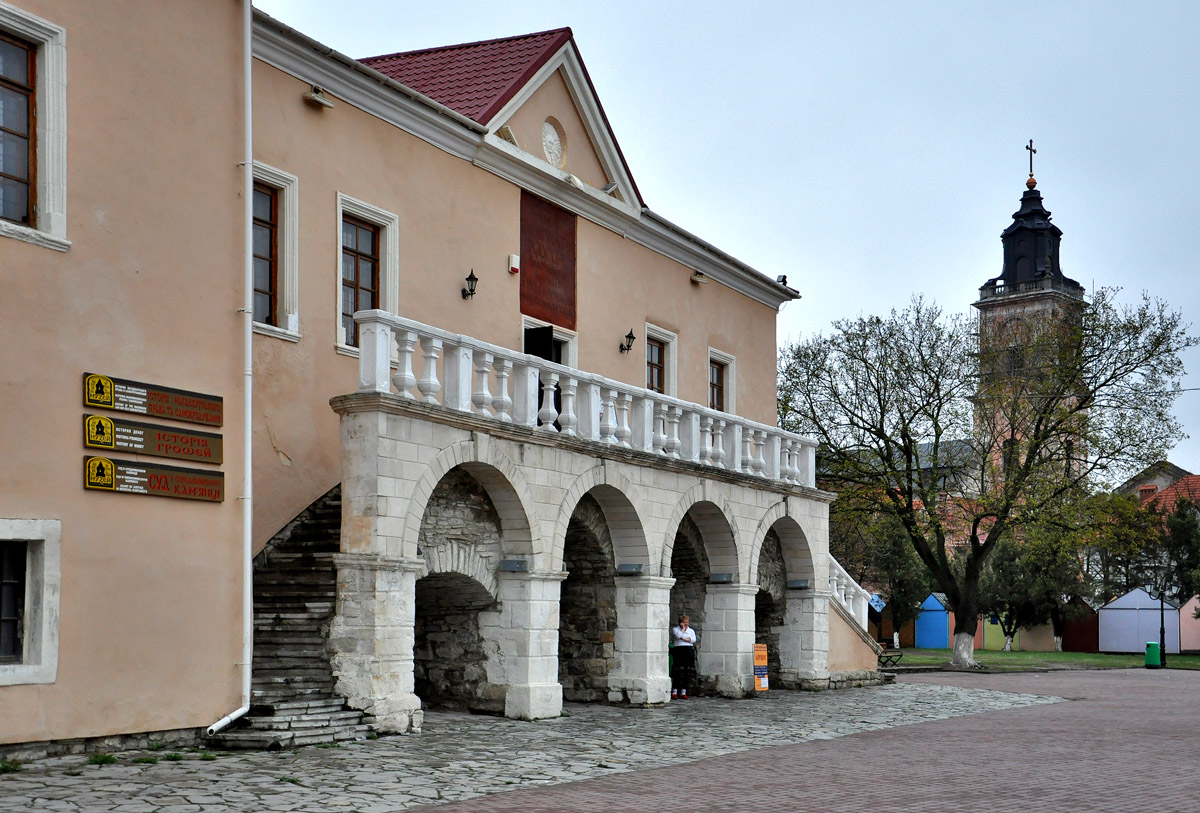 Каменец-Подольский, Площадь Польский Рынок, 1