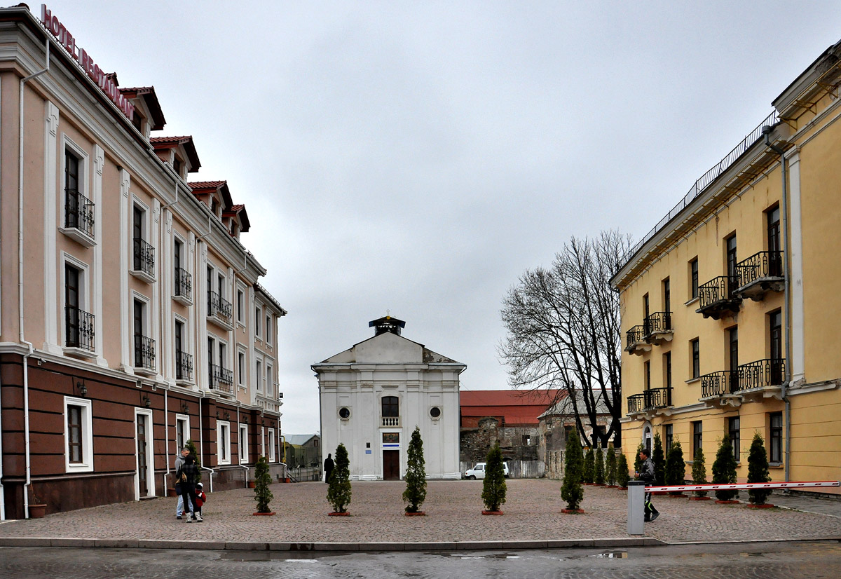 Каменец-Подольский, Францисканская улица, 8