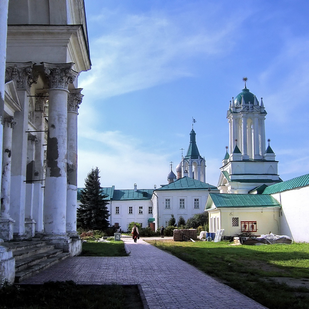 Ростов, Улица Энгельса, 44 Северная башня; Улица Энгельса, 44 Келейный корпус