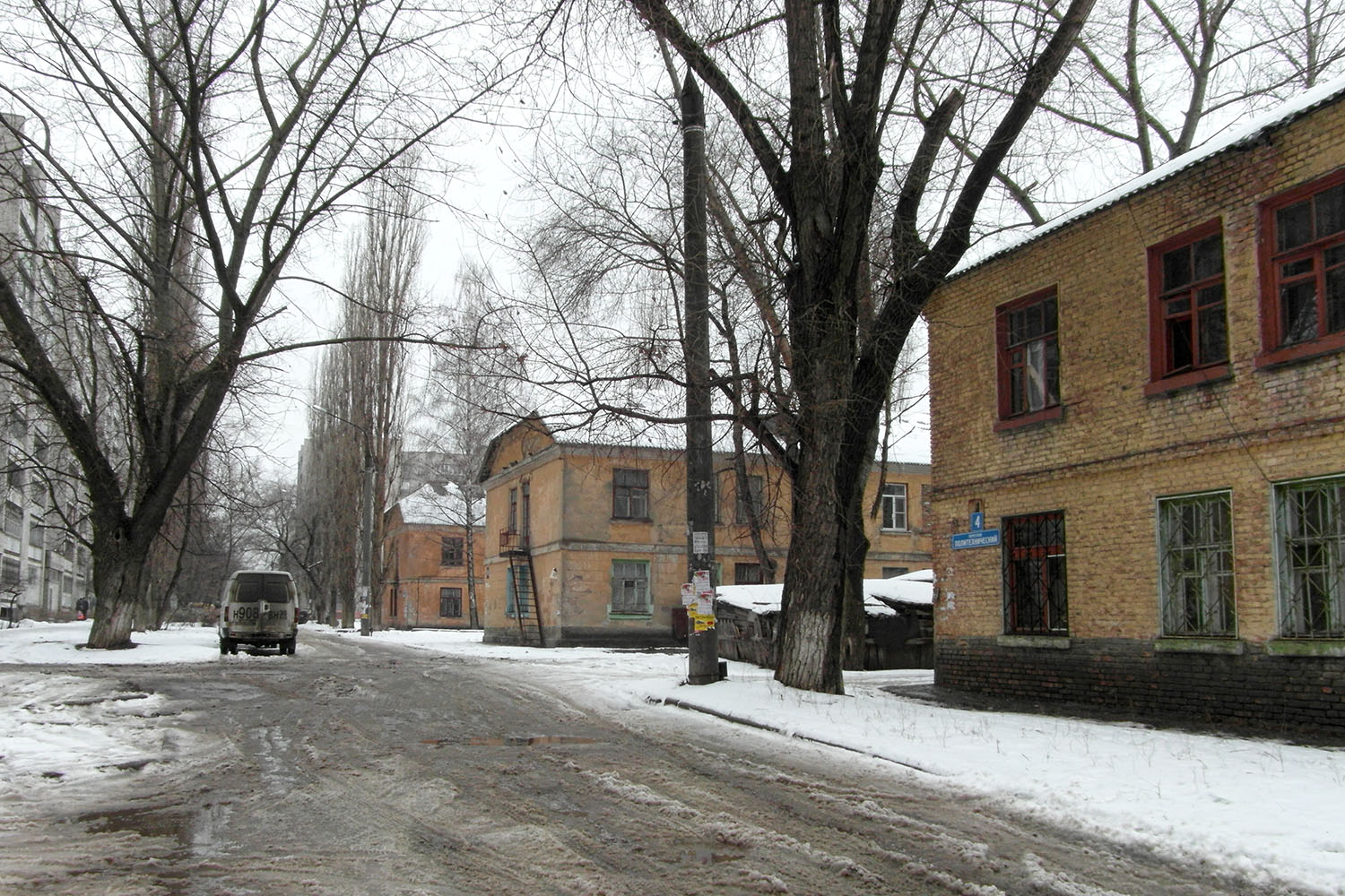 Воронеж, Политехнический переулок, 4; Политехнический переулок, 6; Политехнический переулок, 8