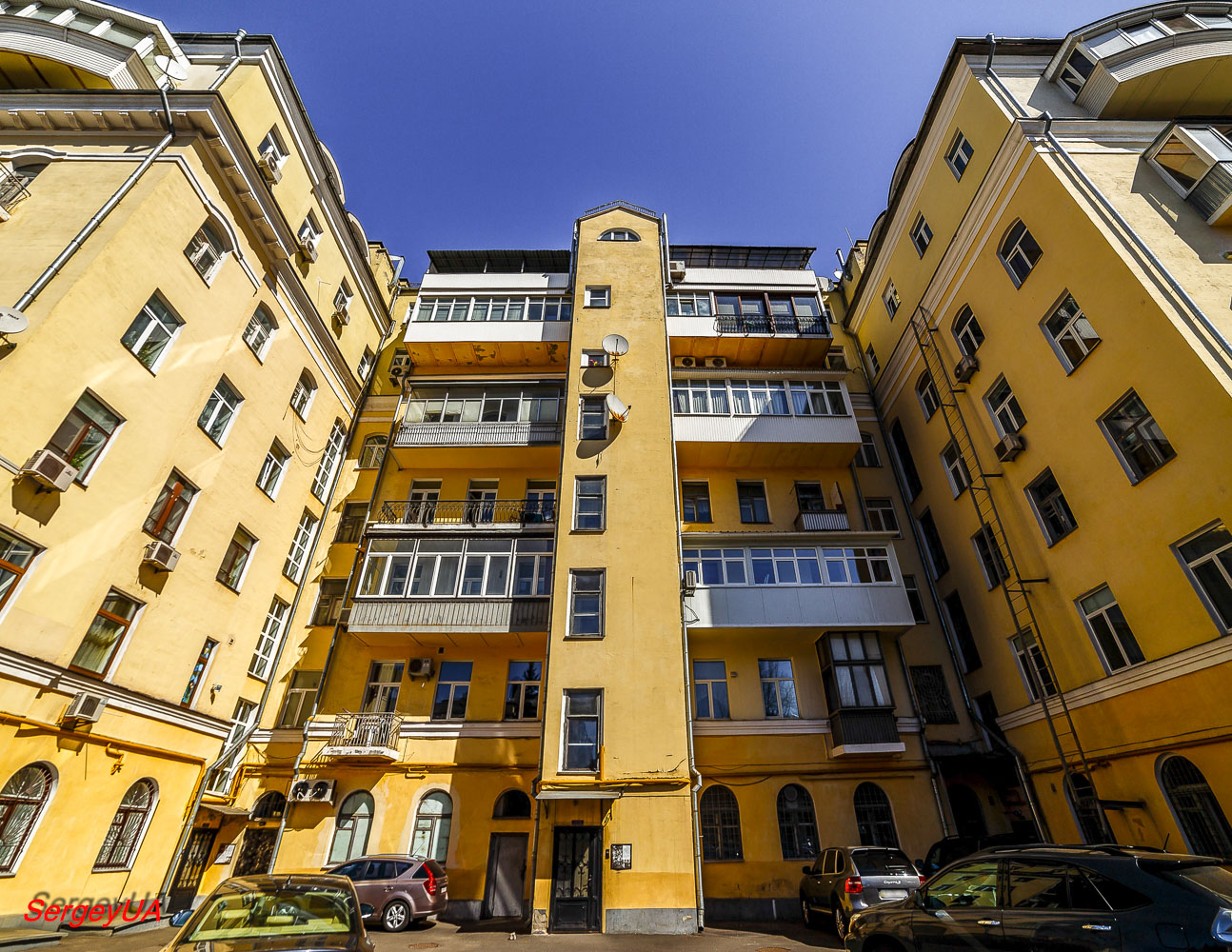 Киев, Улица Филиппа Орлика, 10