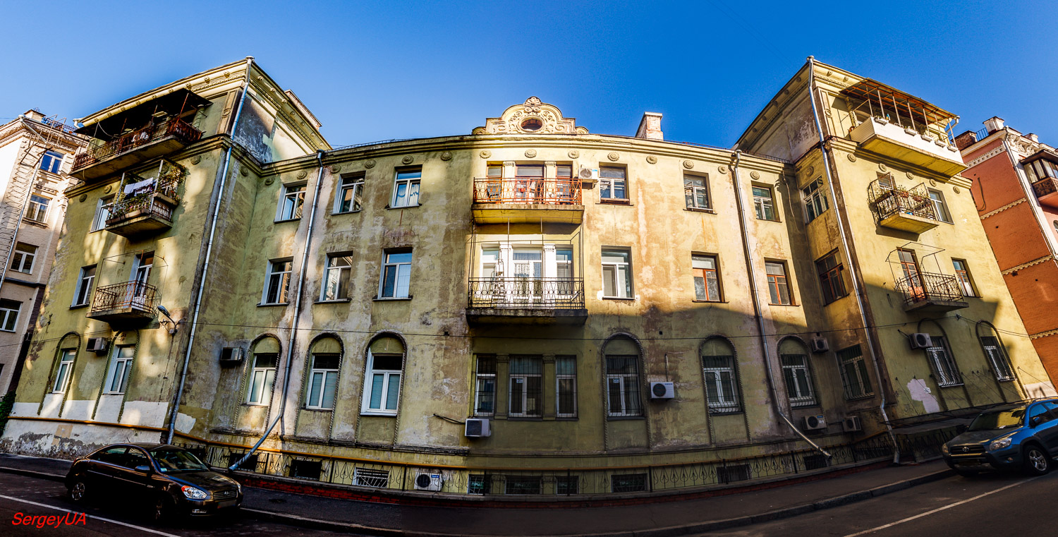 Киев, Лютеранская улица, 6Б
