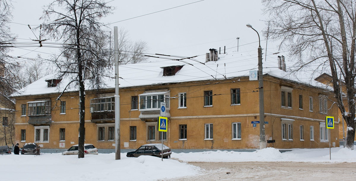 Уфа, Кольцевая улица, 87 / Улица Репина, 15