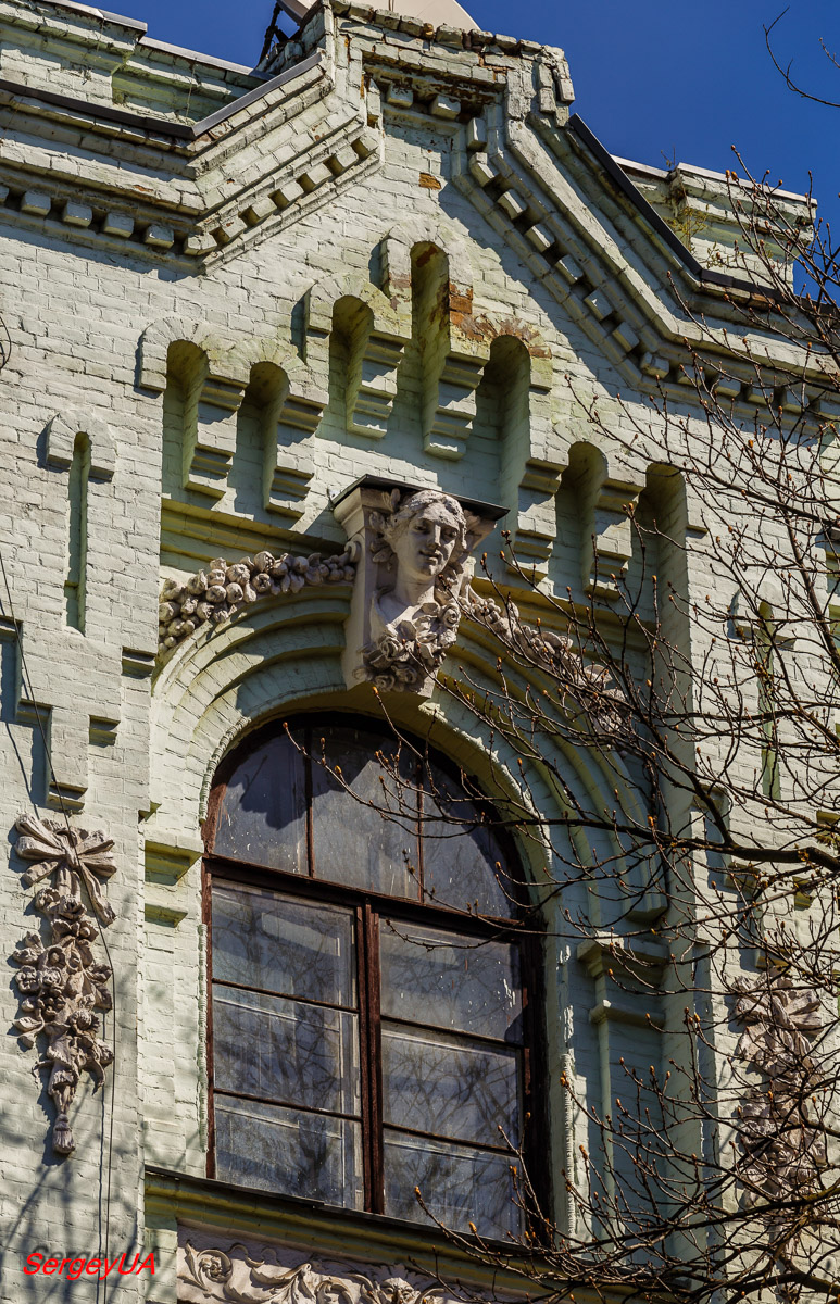 Киев, Лютеранская улица, 25