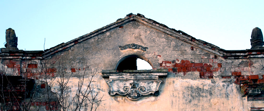 Азери, Kesktänav, 16