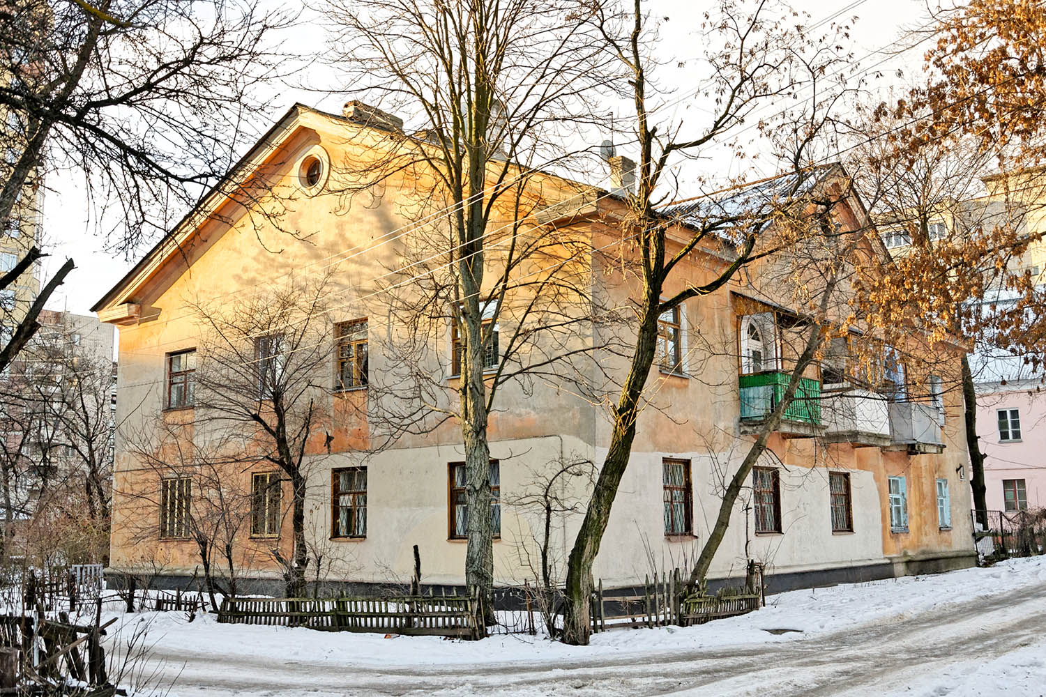 Воронеж, Улица Карпинского, 24