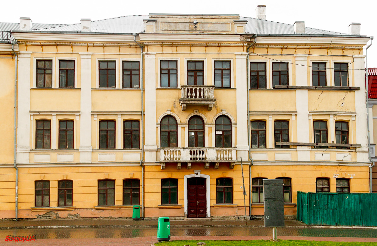 Каменец-Подольский, Площадь Польский Рынок, 14