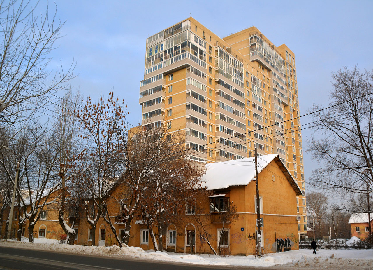 Пермь, Улица Энгельса, 9; Улица Барамзиной, 54