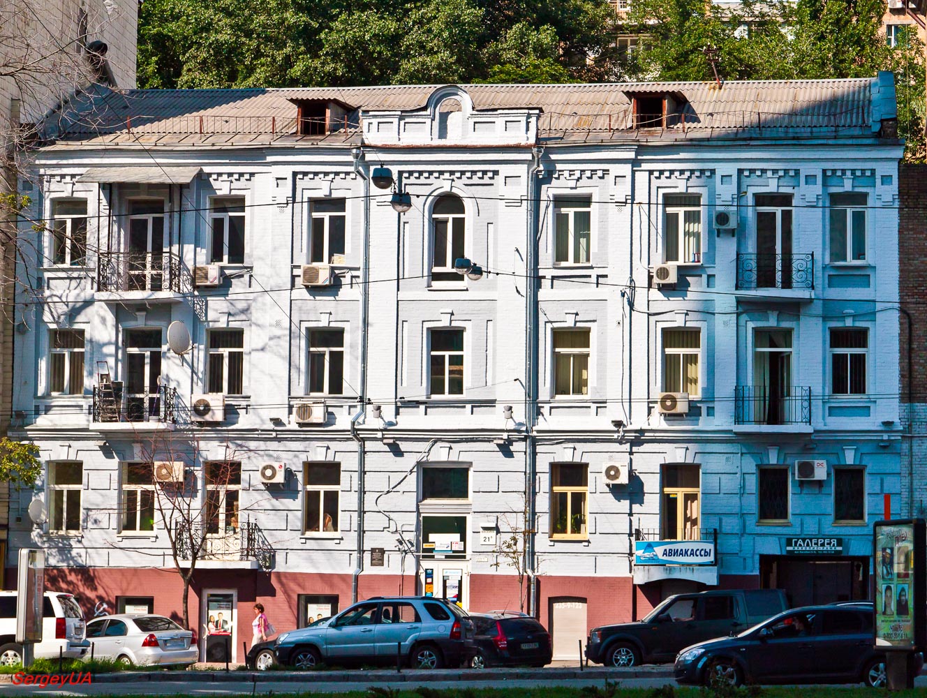Киев, Бассейная улица, 21А