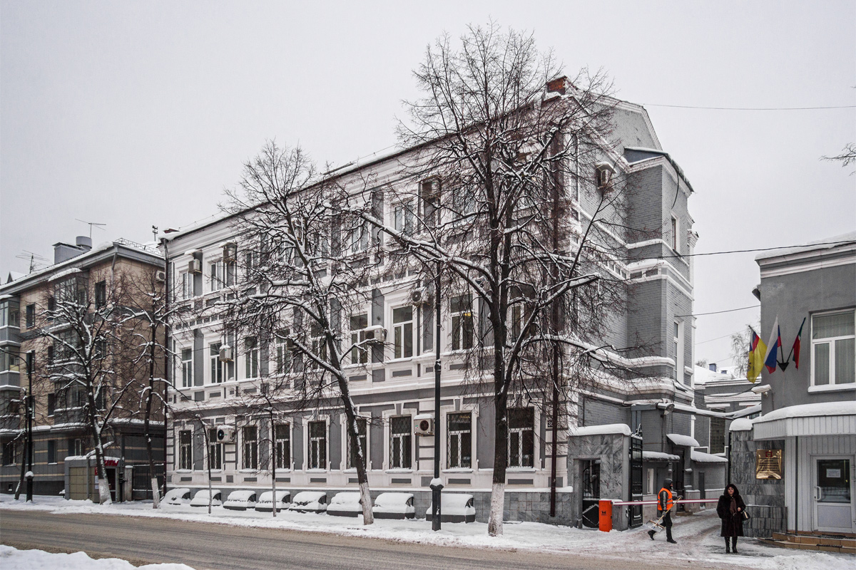 Kaasan, Большая Красная улица, 30