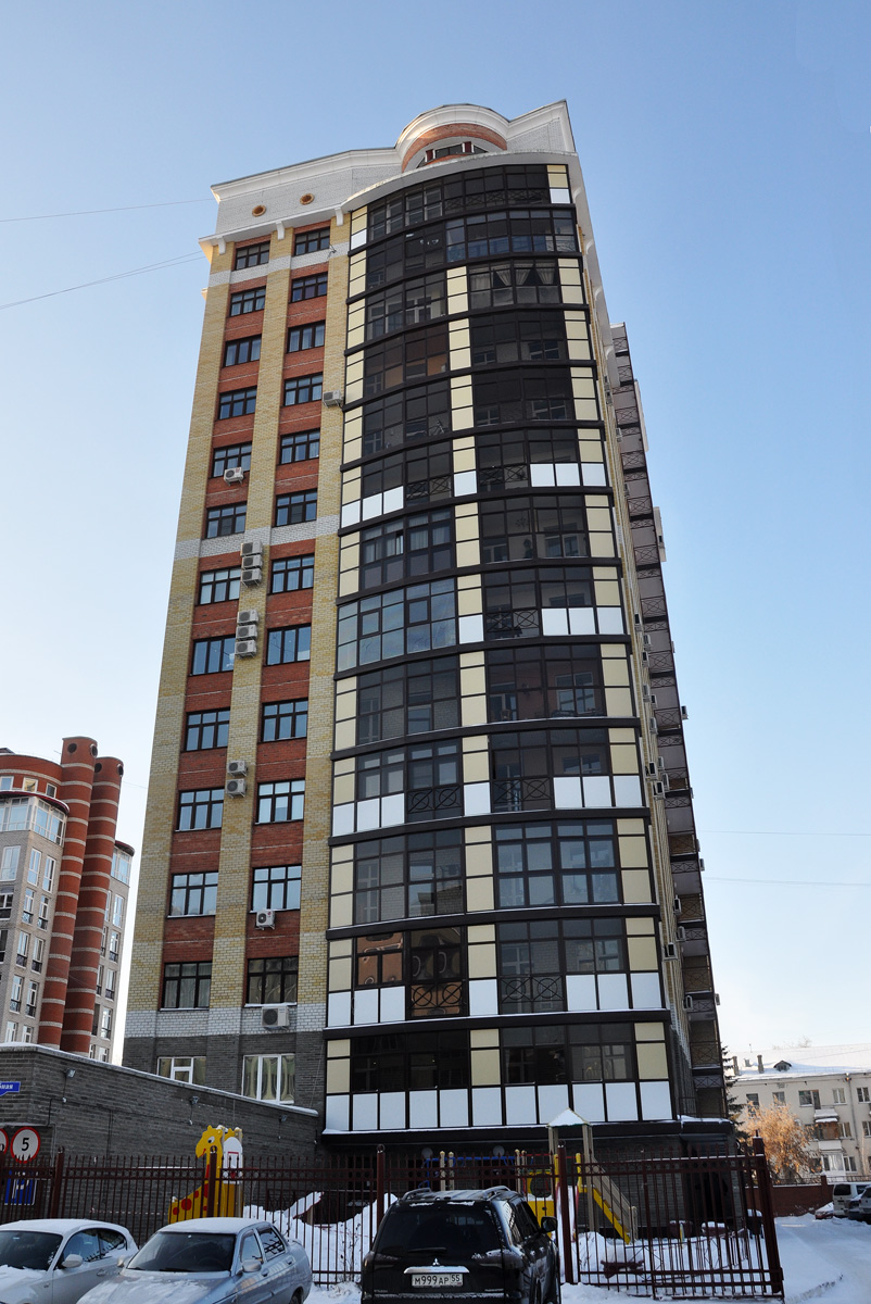 Омск, Учебная улица, 86