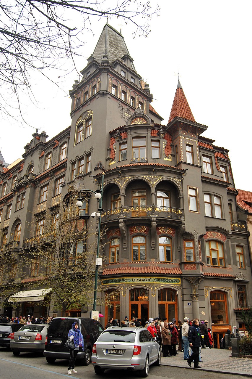 Прага, Pařížská, 17