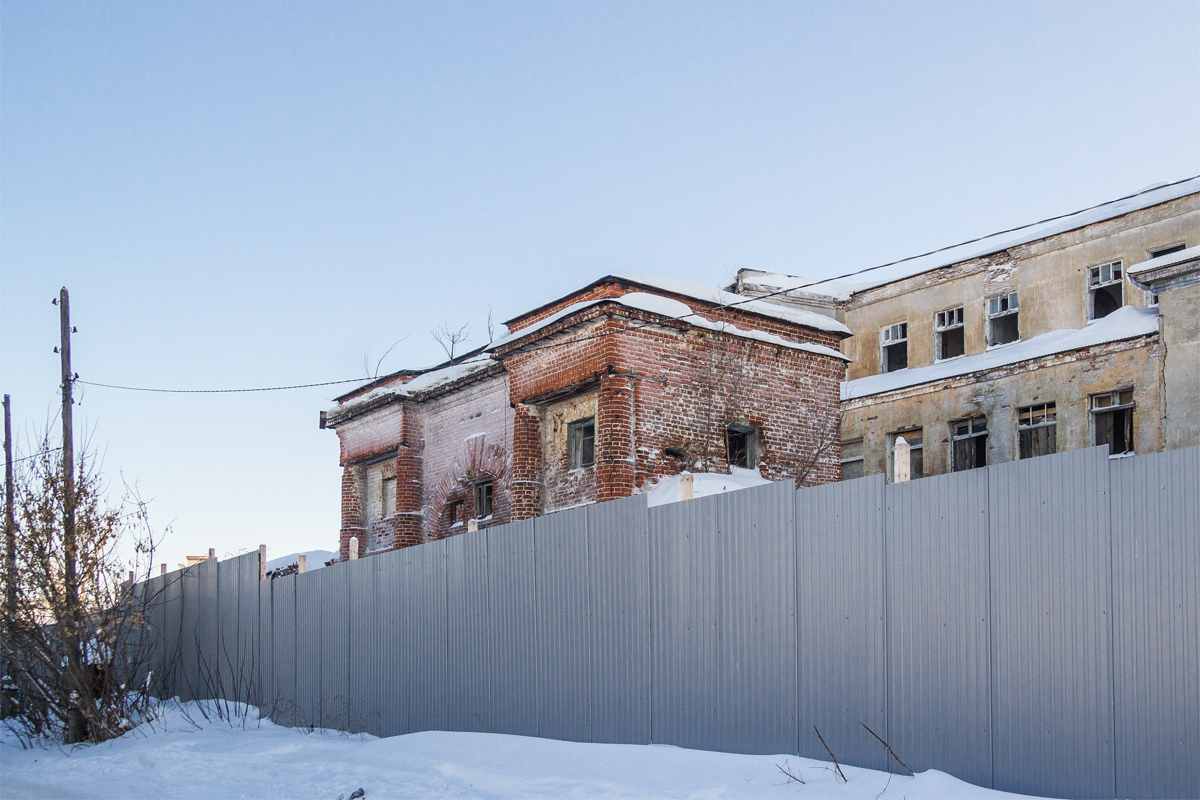 Kasan, Нагорная улица, 4*