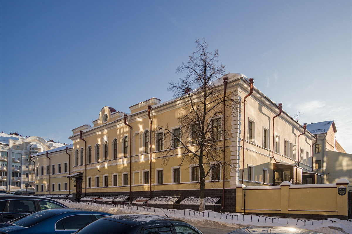 Kazań, Улица Карла Фукса, 11 / Улица Бехтерева, 6