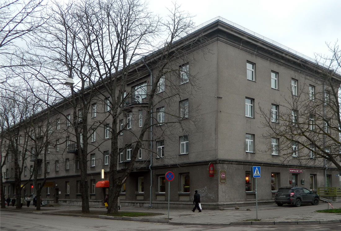 Таллин, Tartu maantee, 32