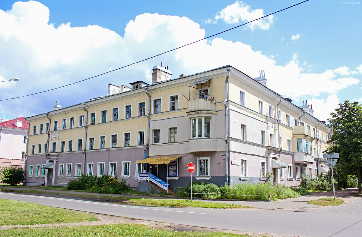Минск, Стахановская улица, 1 / Улица Клумова, 9