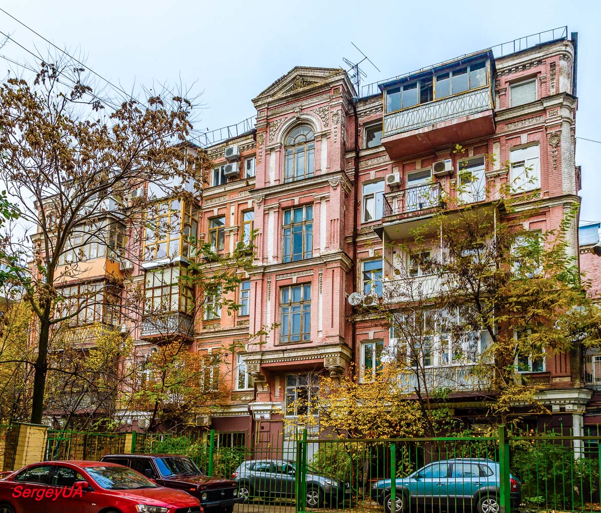 Киев, Большая Васильковская улица, 32Б