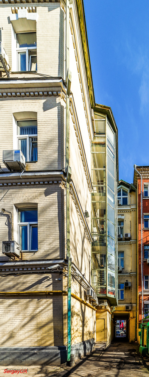 Kyiv, Большая Васильковская улица, 34