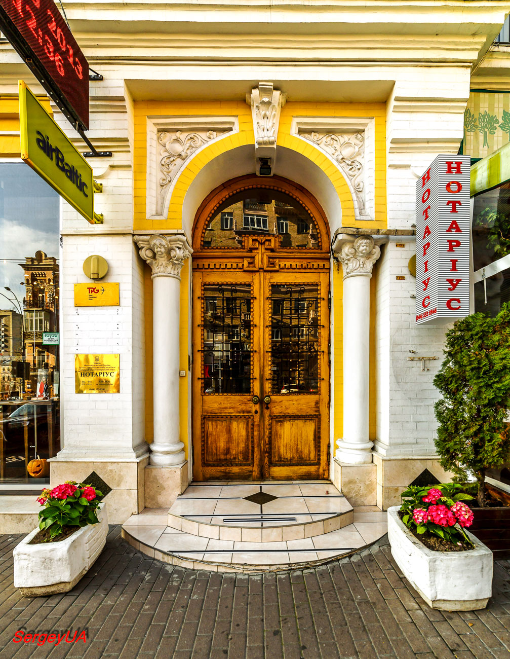 Kyiv, Большая Васильковская улица, 34