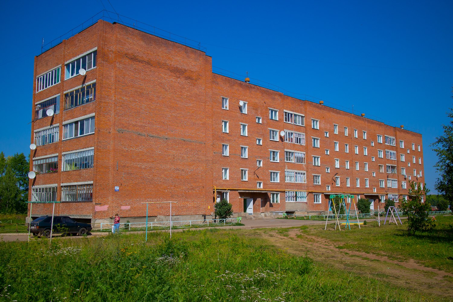 Glazov, Улица 70 лет Октября, 13Б