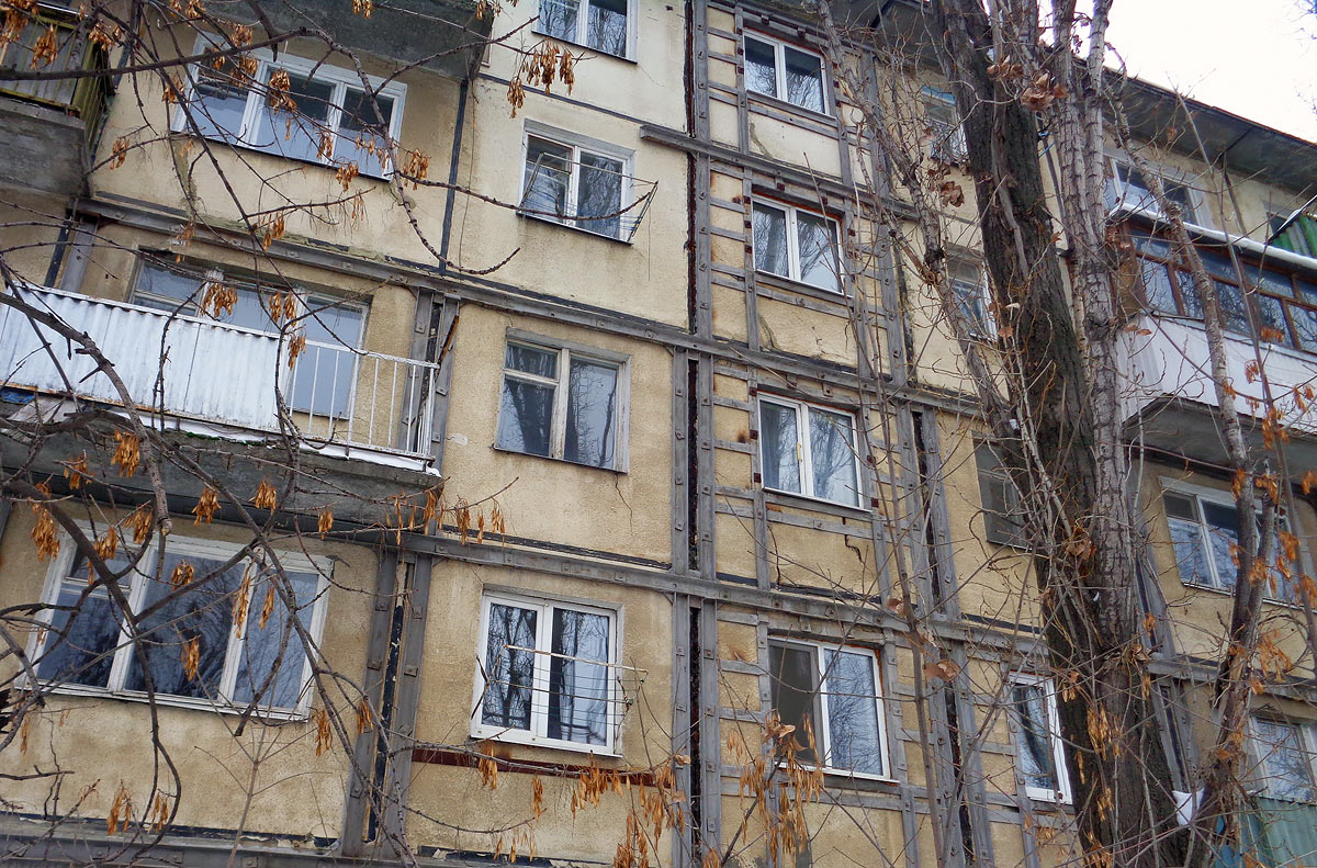 Саратов, Улица Лебедева-Кумача, 57