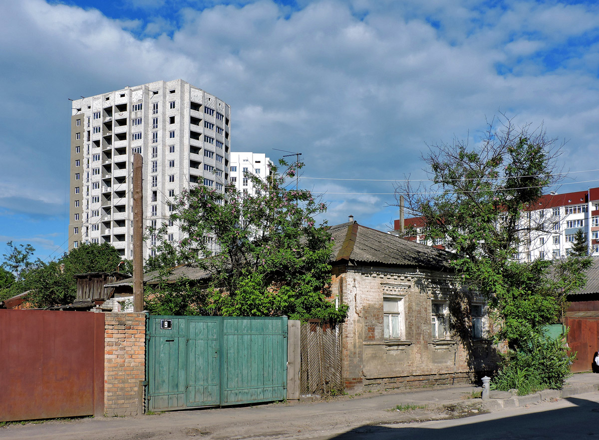 Харьков, Искринский переулок, 9; Искринский переулок, 19 стр
