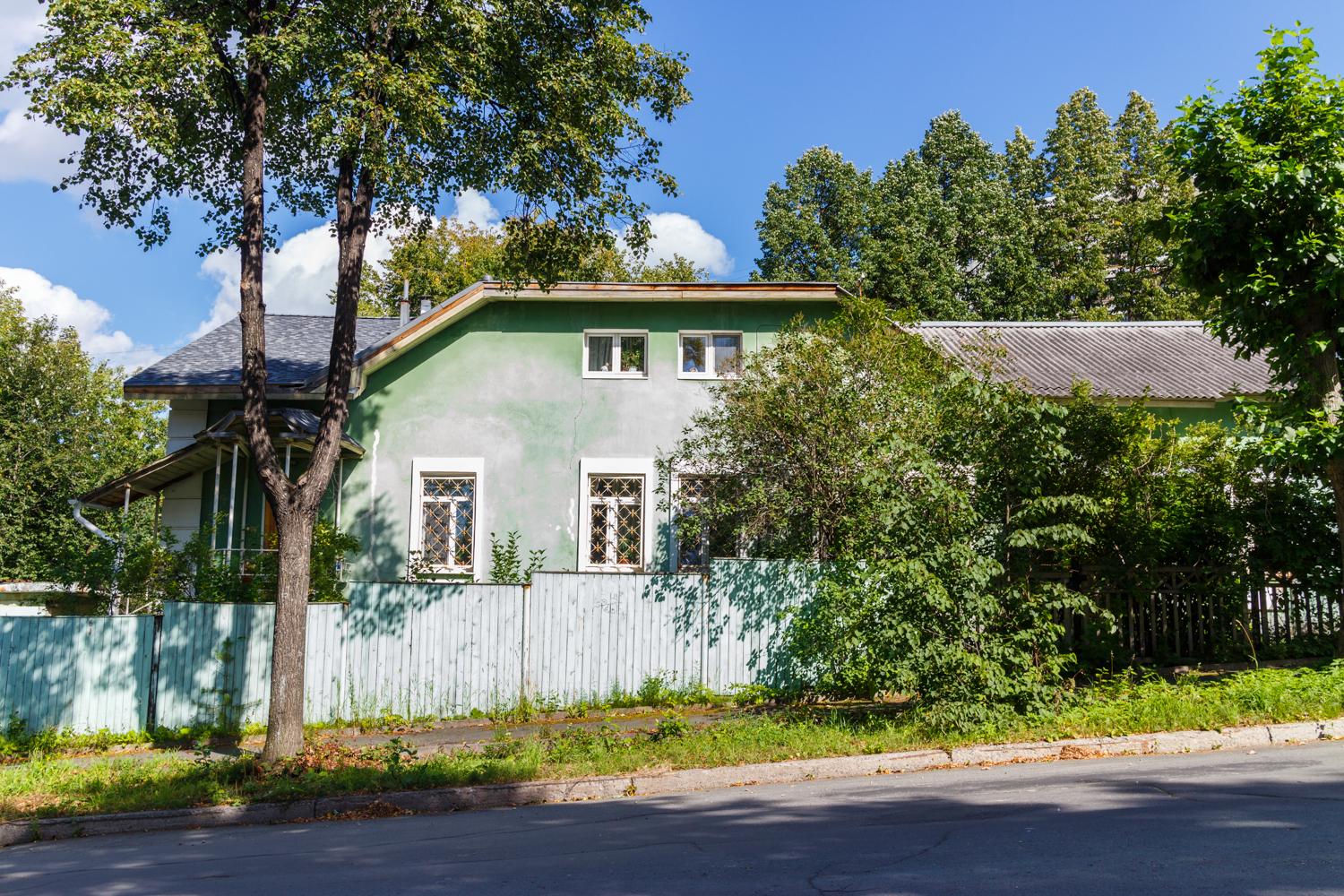 Новоуральск, Улица Строителей, 15