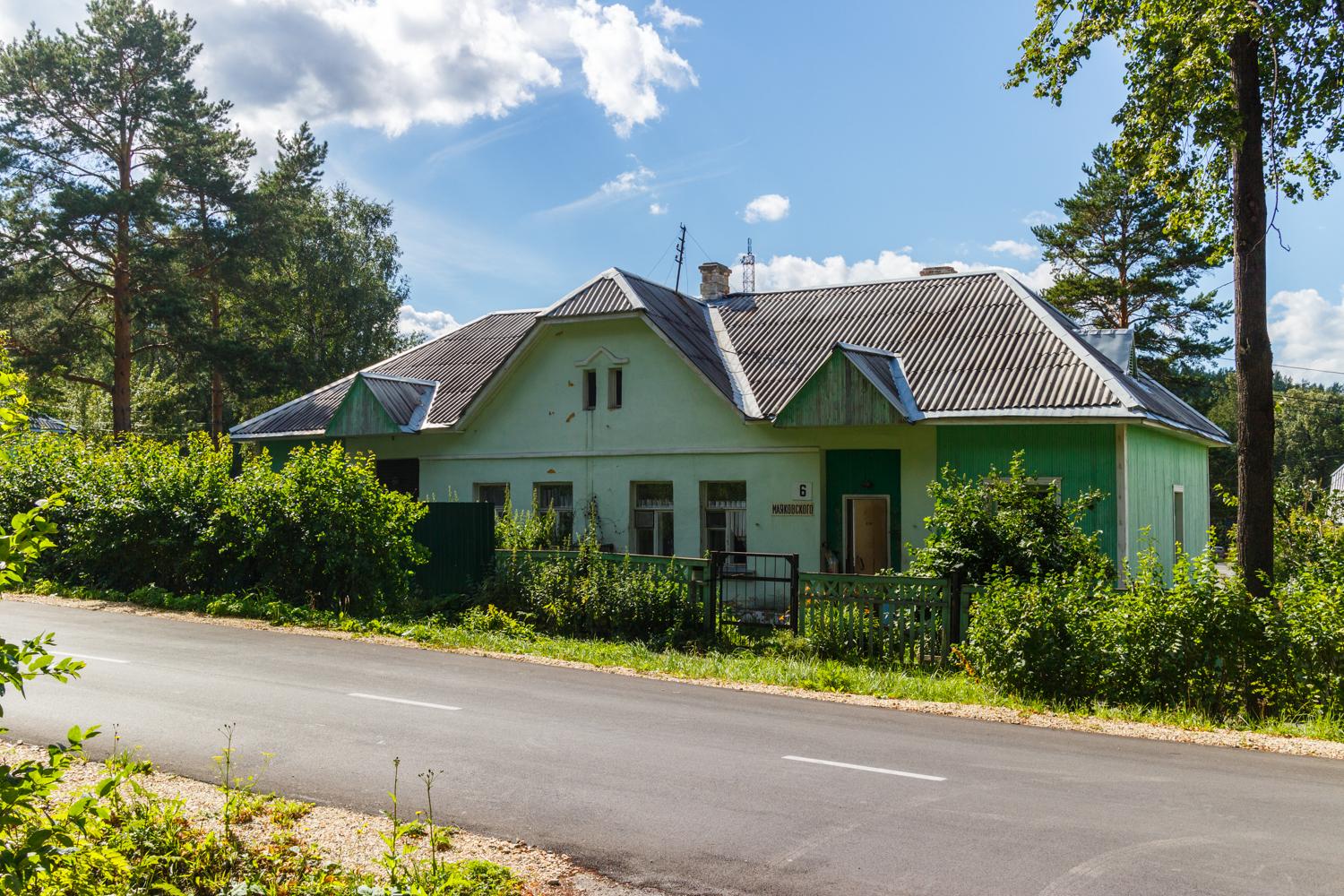 Новоуральск, Улица Маяковского, 6