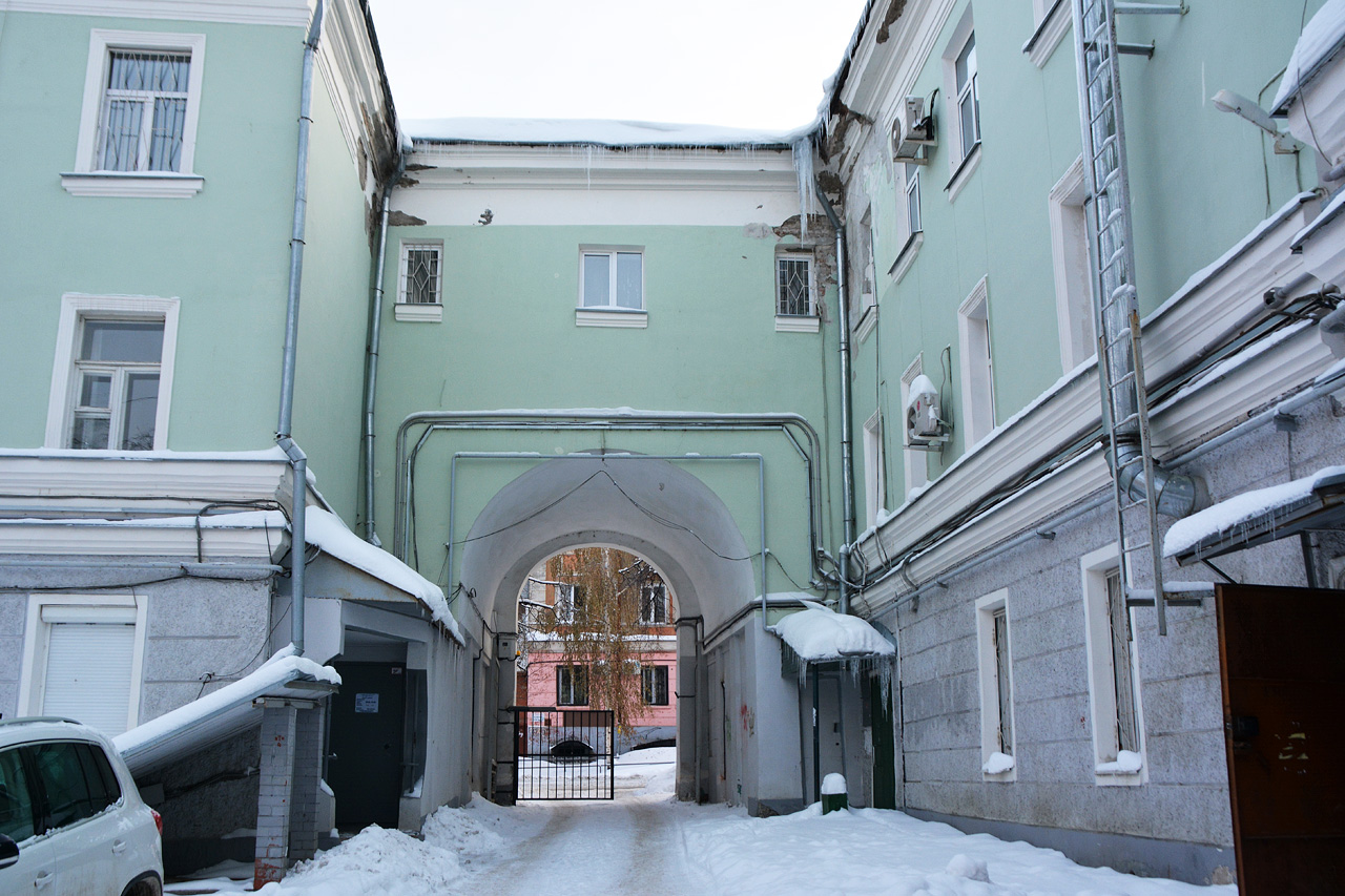 Пермь, советская улица, 22 / Улица 25 Октября, 6