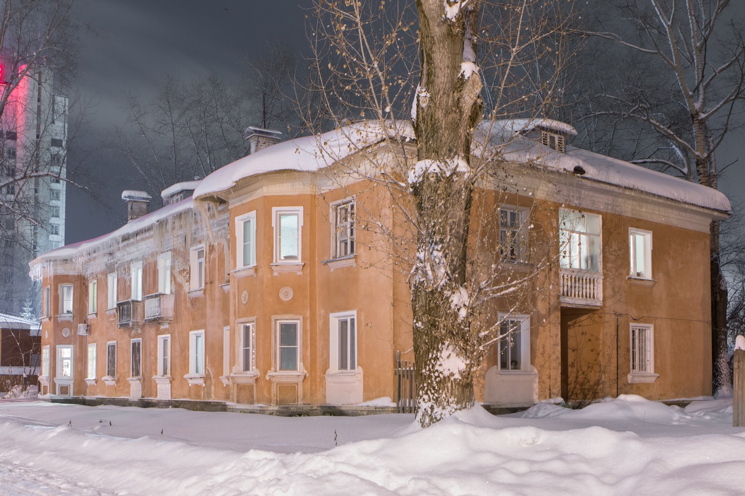 Глазов, Улица Белова, 11