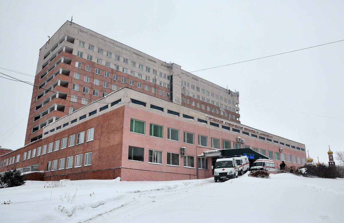 Омск, Улица Перелёта, 7