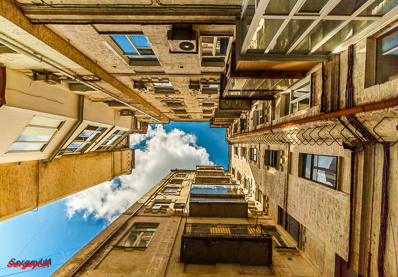 Киев, Улица Антоновича, 24А