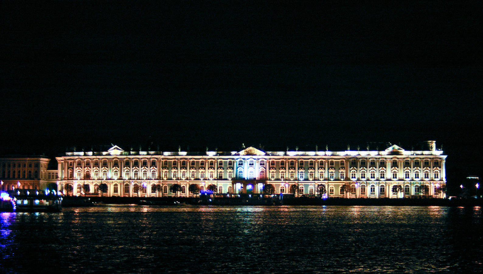 Saint Petersburg, Дворцовая набережная, 38