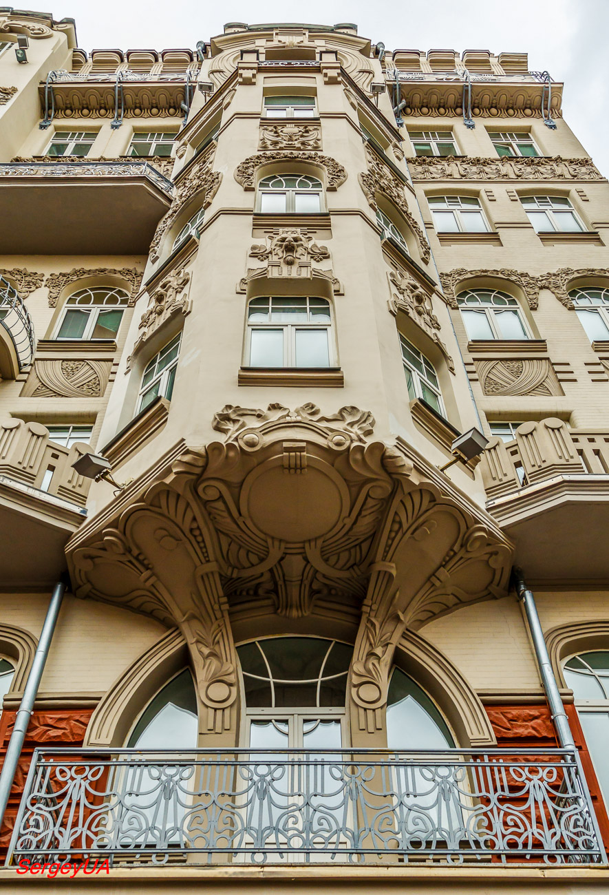 Киев, Улица Ярославов Вал, 14А