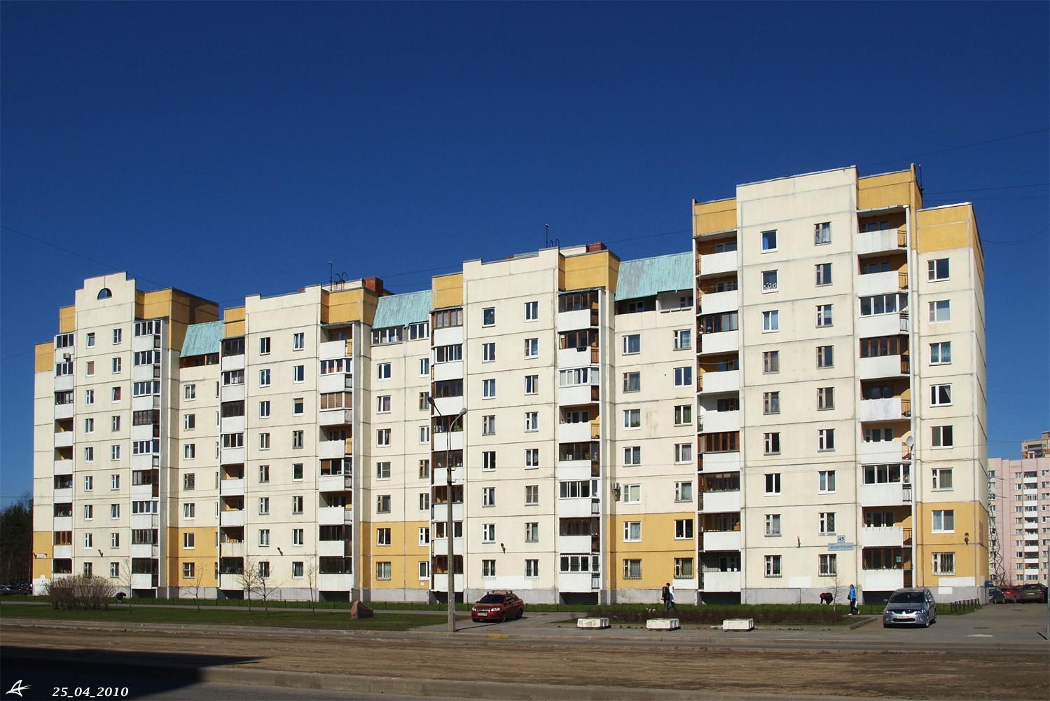 Peterburi, Проспект Авиаконструкторов, 45 корп. 1