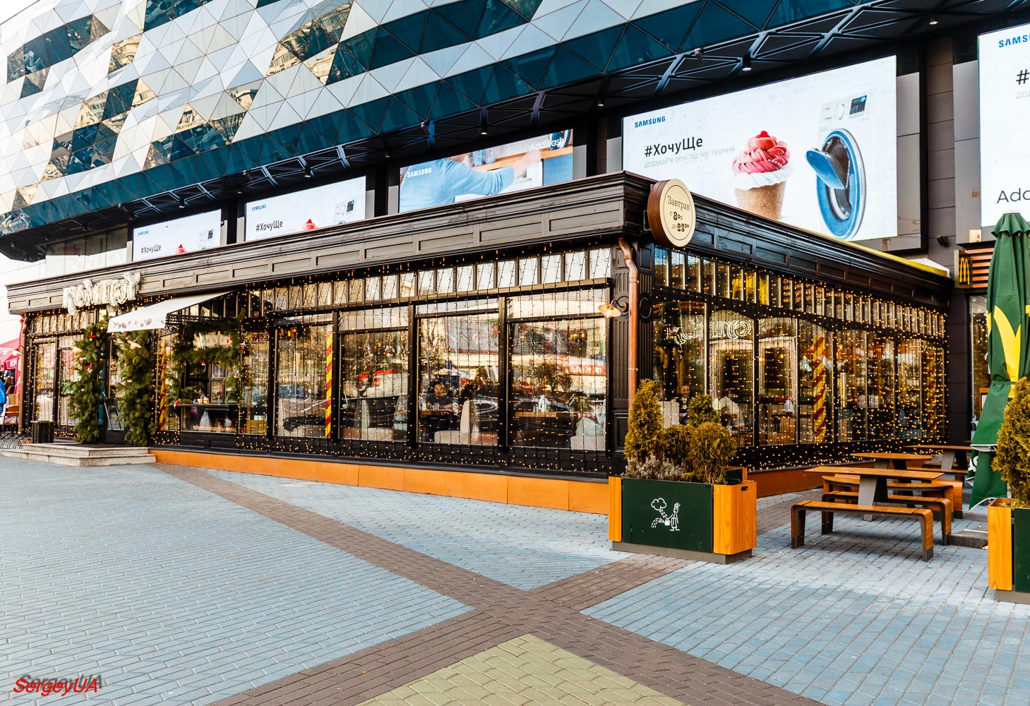 Kyiv, Улица Антоновича, 176