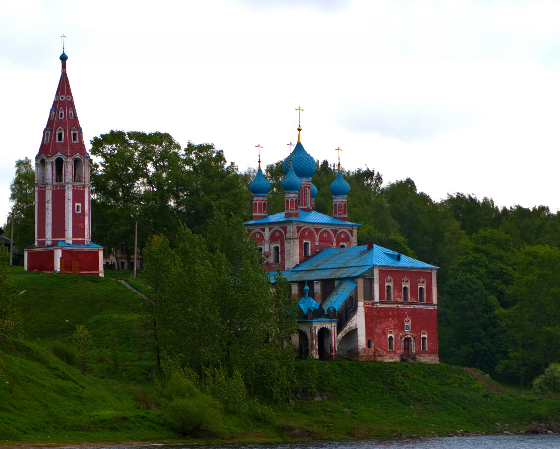 Тутаев, Волжская набережная, 25*; Волжская набережная, 25
