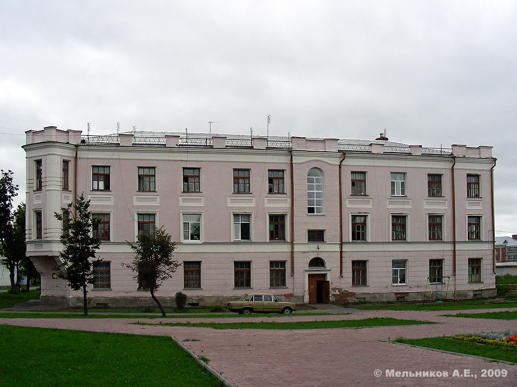 Углич, Спасская улица, 2
