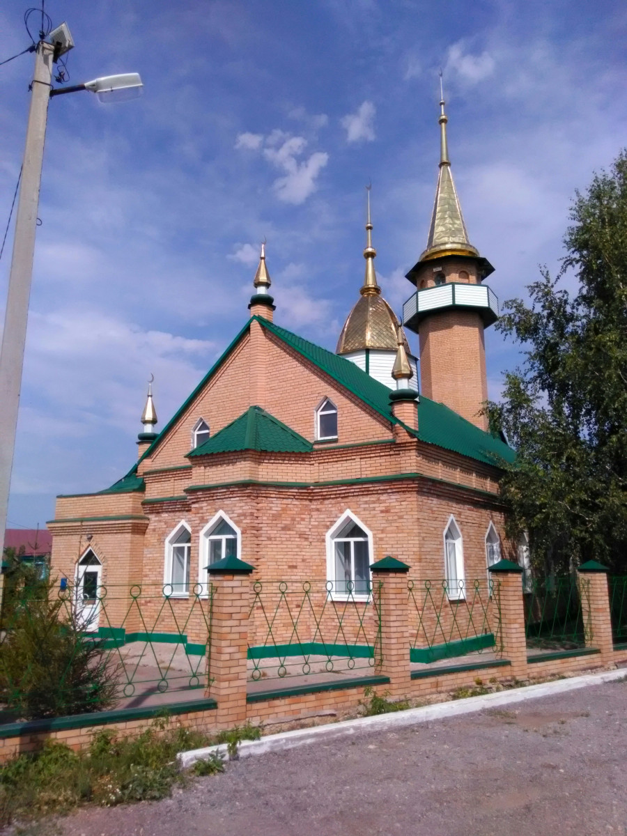 Шентала, Октябрьская улица, 2
