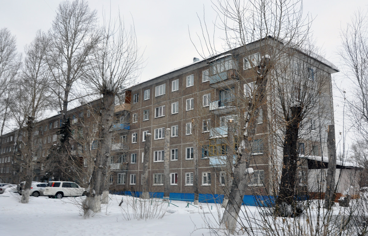 Омск, Заозёрная улица, 2