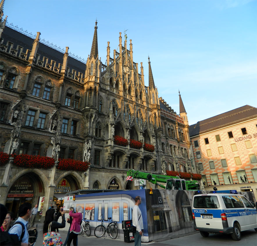 Мюнхен, Marienplatz, 8