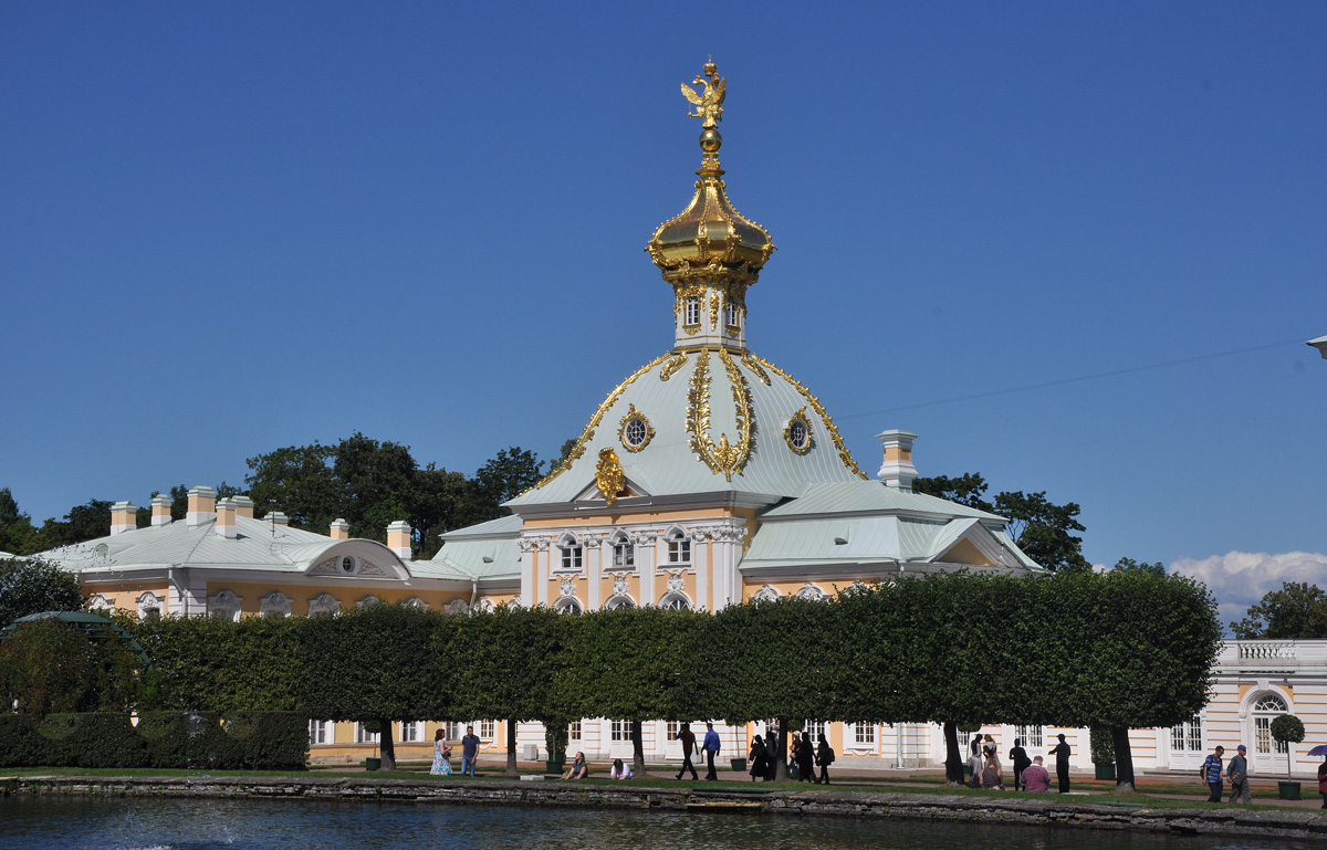 Петергоф, Разводная улица, 2