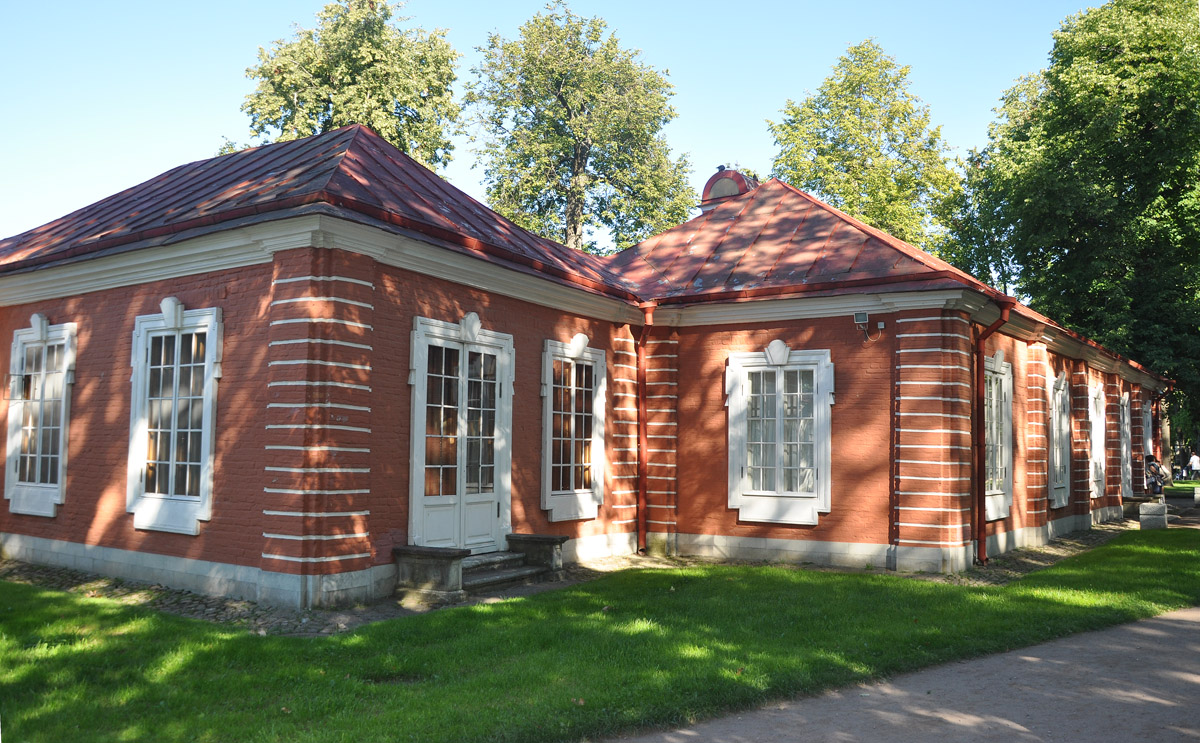 Петергоф, Нижний парк, 4Б