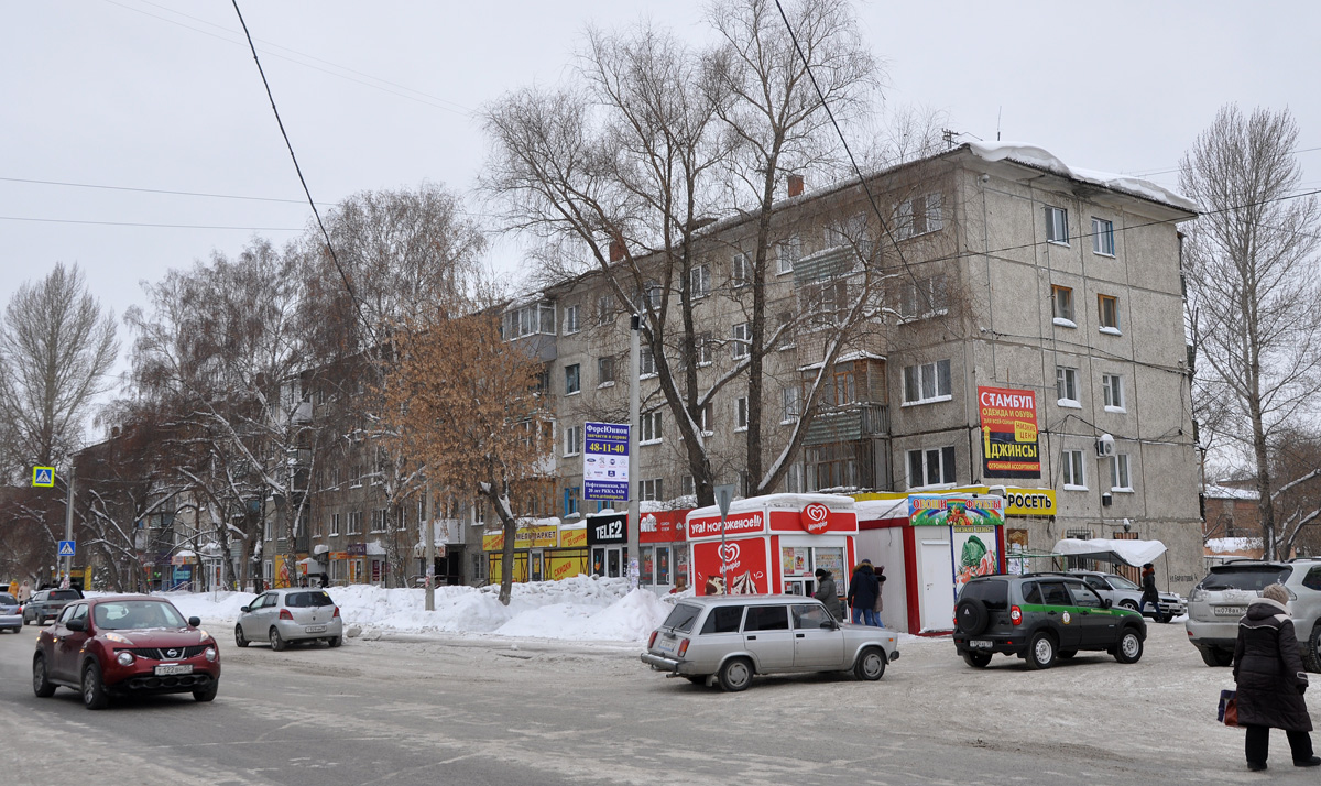 Омск, Улица Бархатовой, 4